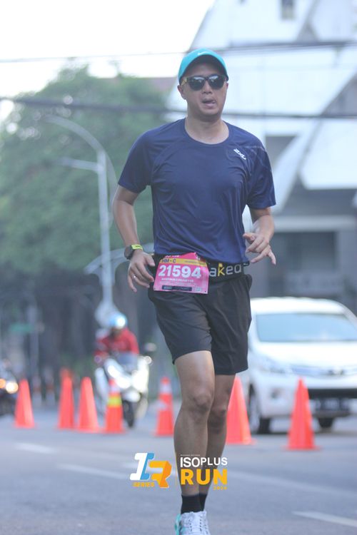 Race photo from Isoplus Run 2024 Surabaya