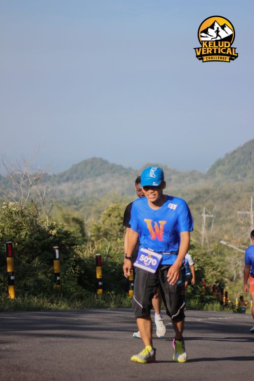 Race photo from Kelud Vertical Challenge 2024