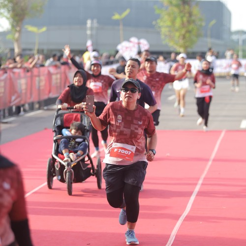 Race photo from KEDIRI HALF MARATHON 2026