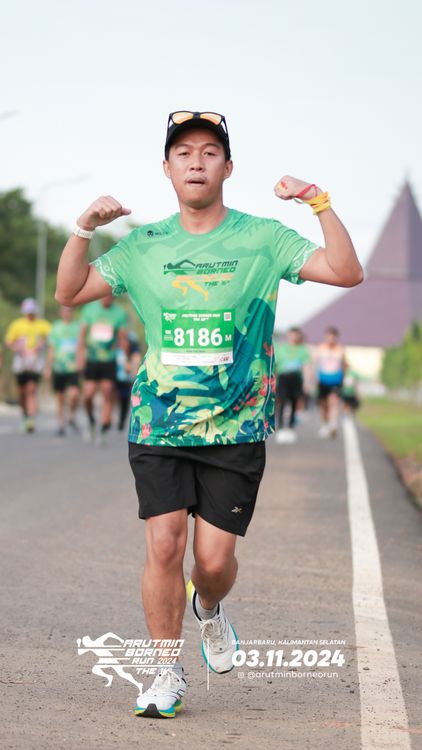 Race photo from Arutmin Borneo Run 2024