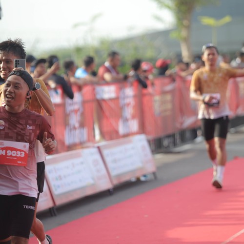 Race photo from KEDIRI HALF MARATHON 2026