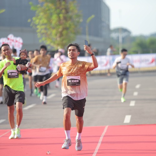 Race photo from KEDIRI HALF MARATHON 2026
