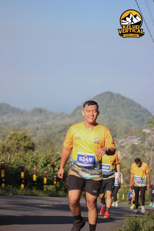 Race photo from Kelud Vertical Challenge 2024