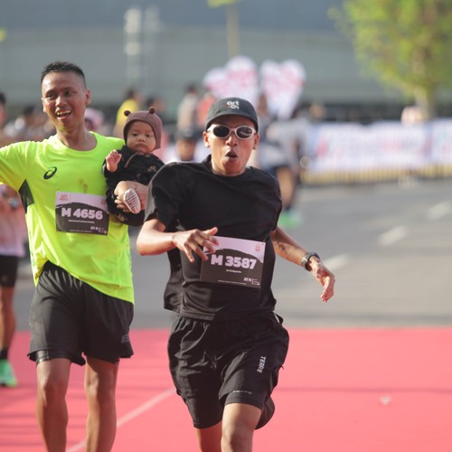 Race photo from KEDIRI HALF MARATHON 2026