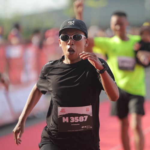 Race photo from KEDIRI HALF MARATHON 2026