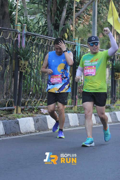 Race photo from Isoplus Run 2024 Surabaya