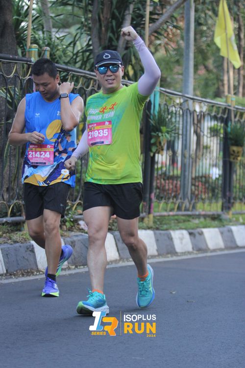 Race photo from Isoplus Run 2024 Surabaya