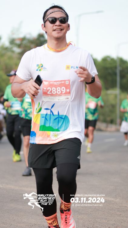 Race photo from Arutmin Borneo Run 2024