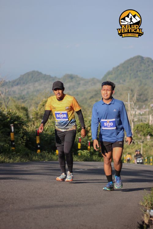 Race photo from Kelud Vertical Challenge 2024
