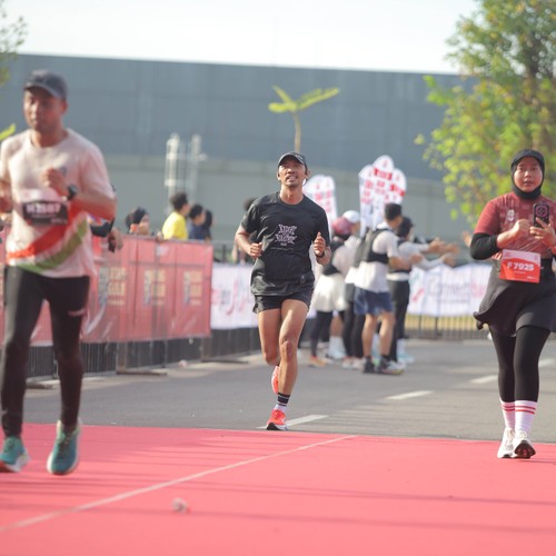 Race photo from KEDIRI HALF MARATHON 2026