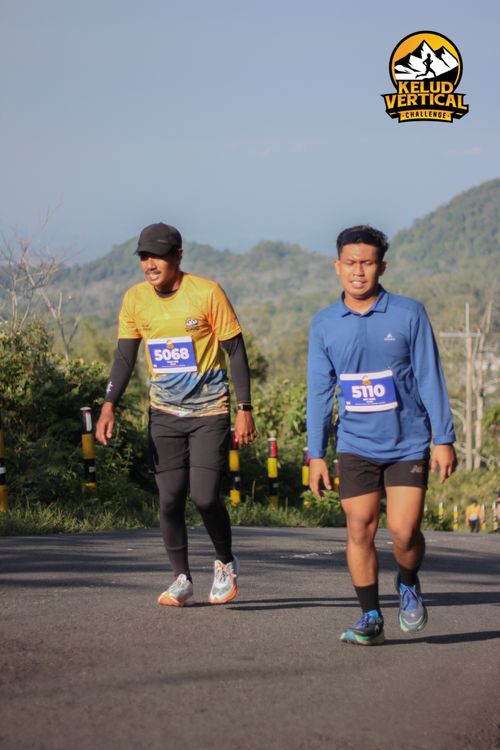 Race photo from Kelud Vertical Challenge 2024