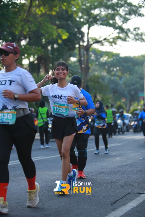 Race photo from Isoplus Run 2024 Surabaya