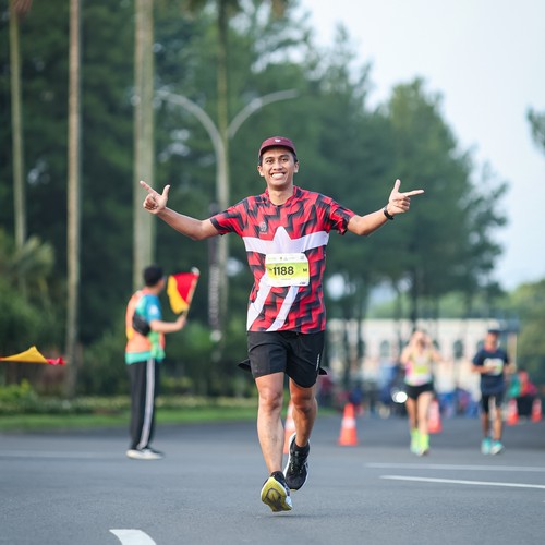 Race photo from BOGORUN 2026