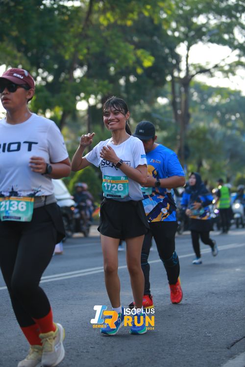 Race photo from Isoplus Run 2024 Surabaya