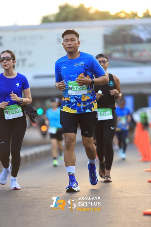 Race photo from SURABAYA ISOPLUS MARATHON 2025