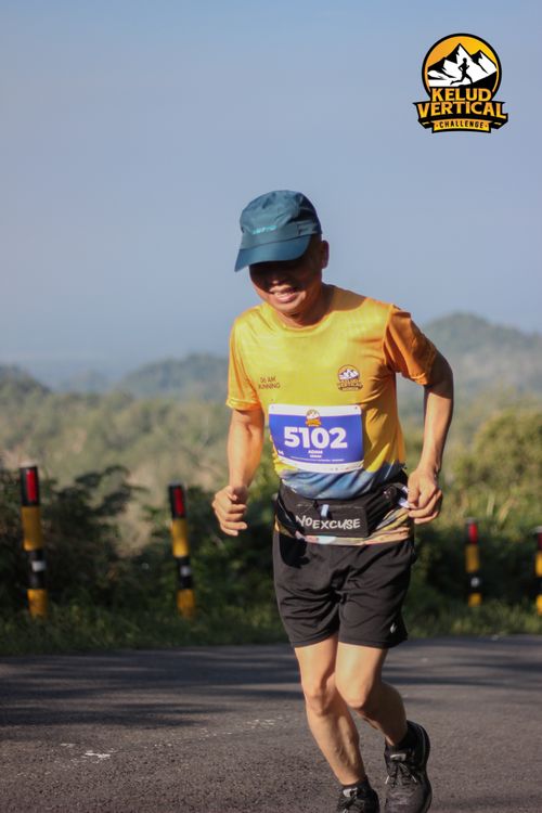 Race photo from Kelud Vertical Challenge 2024
