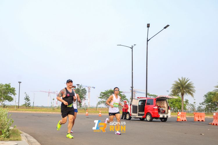 Race photo from ISOPlus Run 2024 Jakarta