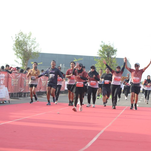 Race photo from KEDIRI HALF MARATHON 2026