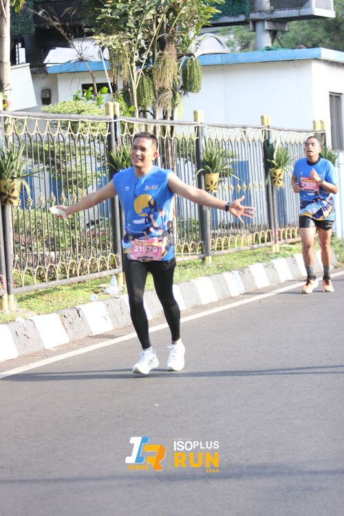 Race photo from Isoplus Run 2024 Surabaya