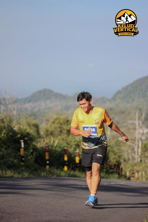 Race photo from Kelud Vertical Challenge 2024