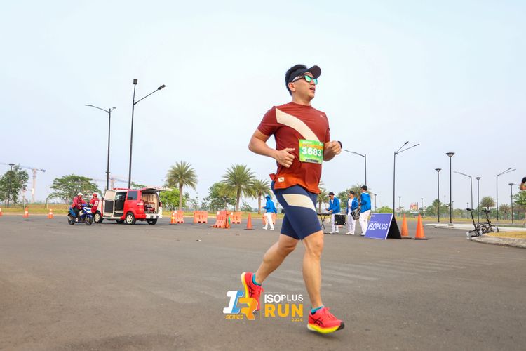 Race photo from ISOPlus Run 2024 Jakarta