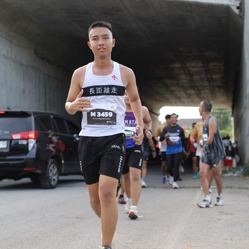 Race photo from KEDIRI HALF MARATHON 2026