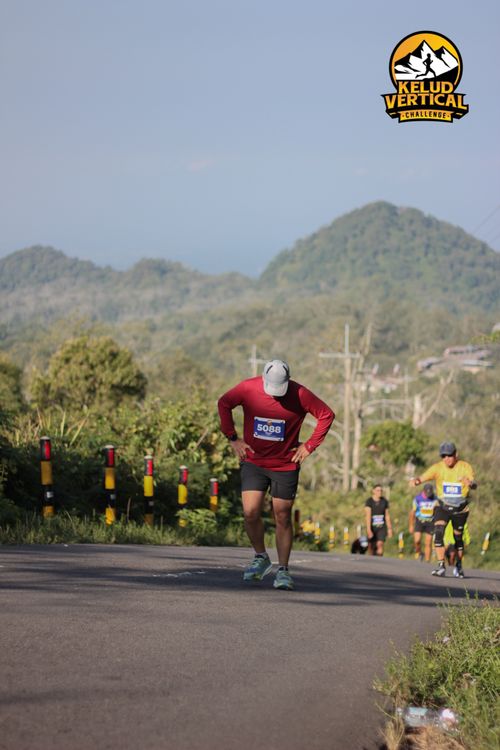 Race photo from Kelud Vertical Challenge 2024