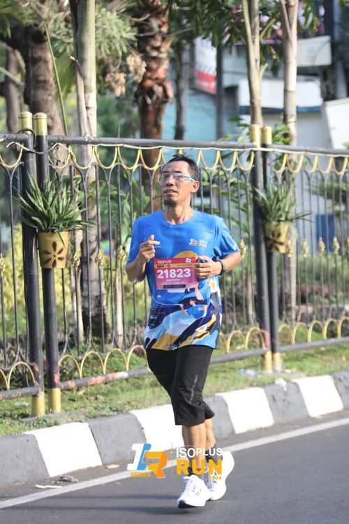 Race photo from Isoplus Run 2024 Surabaya