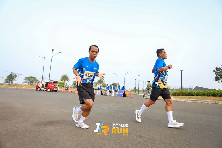Race photo from ISOPlus Run 2024 Jakarta