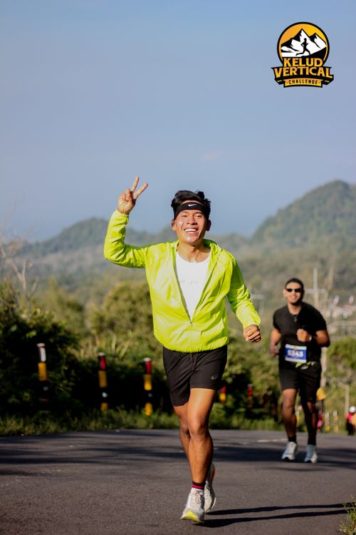 Race photo from Kelud Vertical Challenge 2024