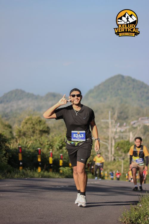 Race photo from Kelud Vertical Challenge 2024