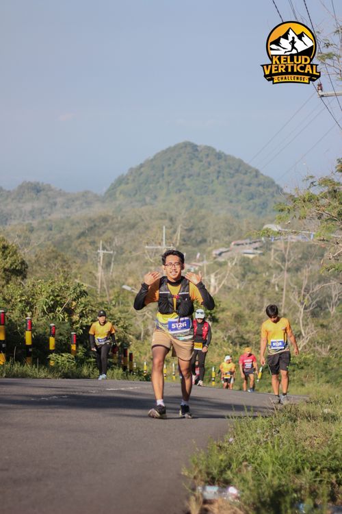 Race photo from Kelud Vertical Challenge 2024