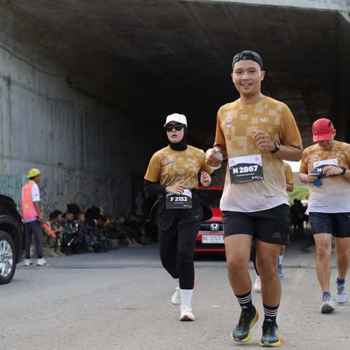 Race photo from KEDIRI HALF MARATHON 2026
