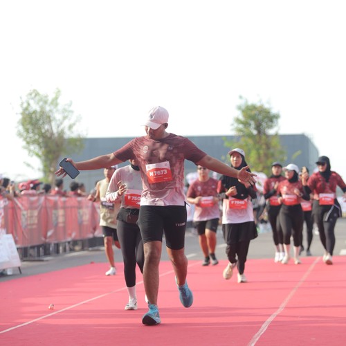 Race photo from KEDIRI HALF MARATHON 2026