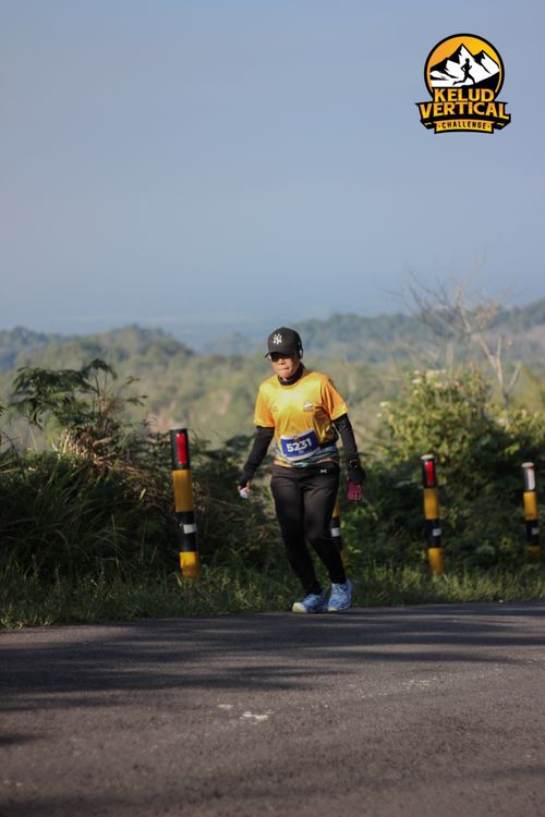 Race photo from Kelud Vertical Challenge 2024