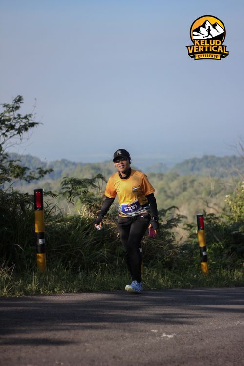 Race photo from Kelud Vertical Challenge 2024