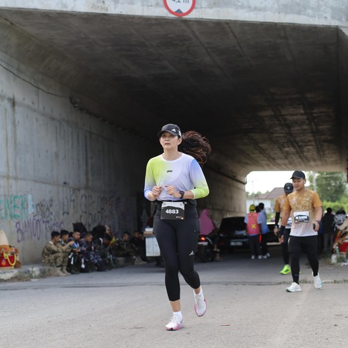 Race photo from KEDIRI HALF MARATHON 2026