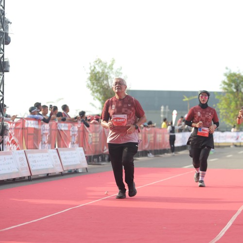 Race photo from KEDIRI HALF MARATHON 2026