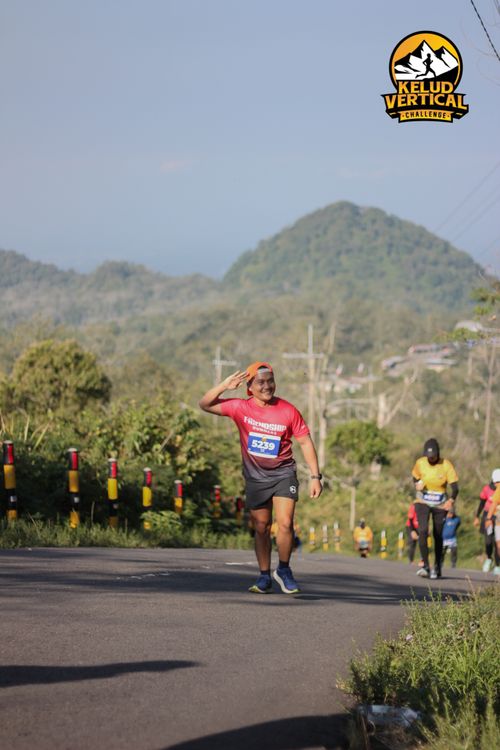 Race photo from Kelud Vertical Challenge 2024