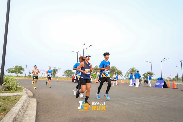Race photo from ISOPlus Run 2024 Jakarta
