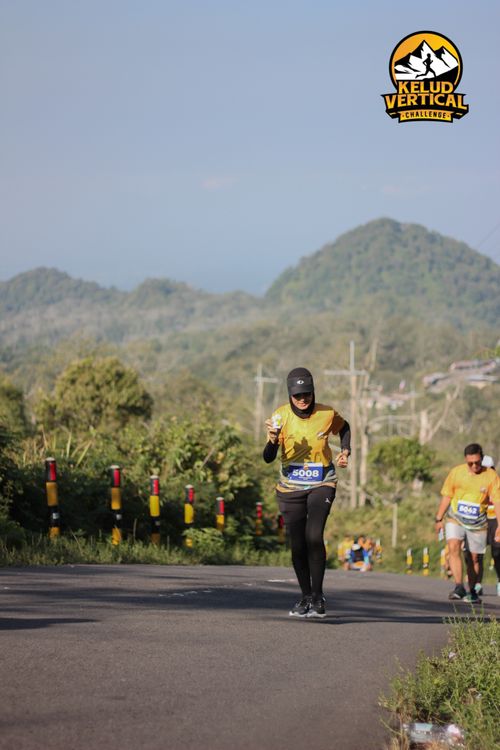 Race photo from Kelud Vertical Challenge 2024