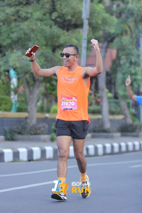 Race photo from Isoplus Run 2024 Surabaya