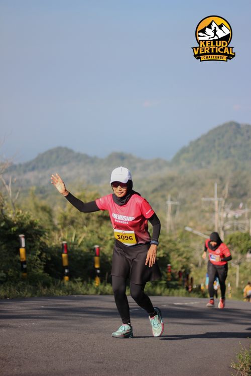 Race photo from Kelud Vertical Challenge 2024