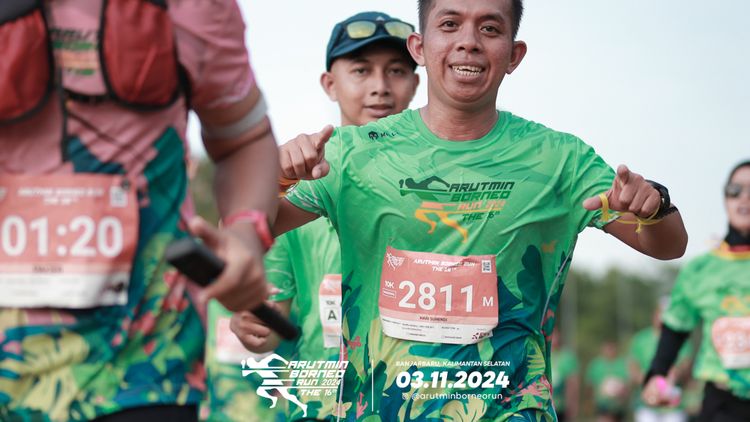 Race photo from Arutmin Borneo Run 2024