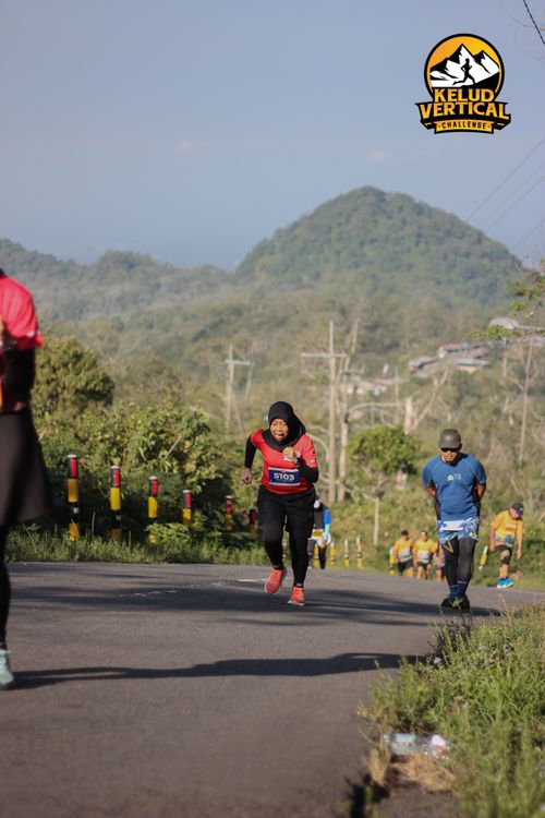 Race photo from Kelud Vertical Challenge 2024