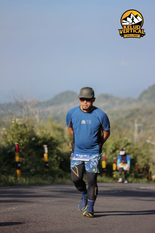 Race photo from Kelud Vertical Challenge 2024