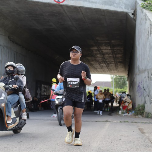 Race photo from KEDIRI HALF MARATHON 2026