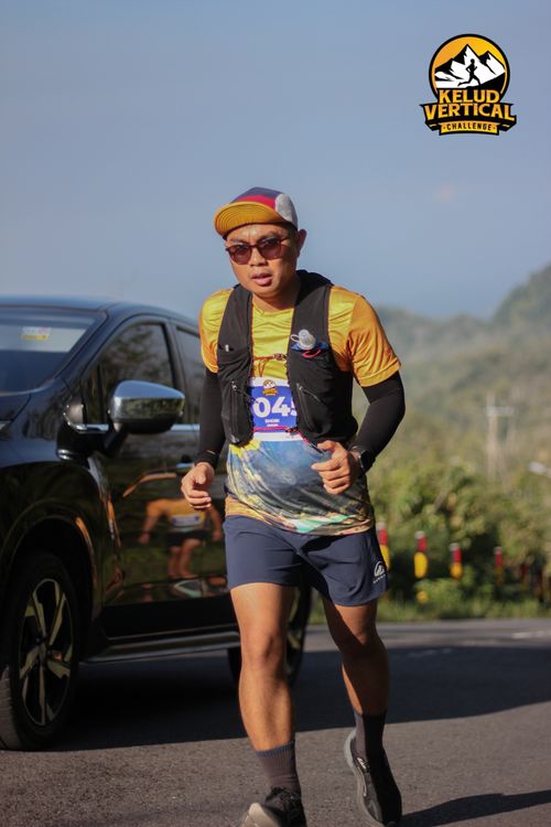 Race photo from Kelud Vertical Challenge 2024