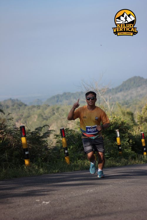 Race photo from Kelud Vertical Challenge 2024