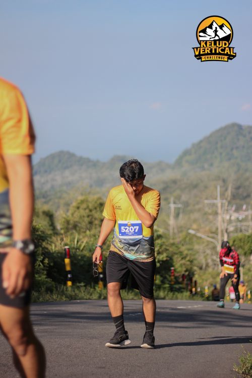 Race photo from Kelud Vertical Challenge 2024